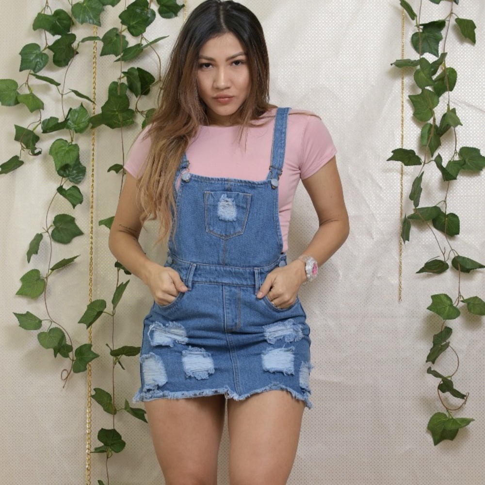 Overall de mujer colombiano